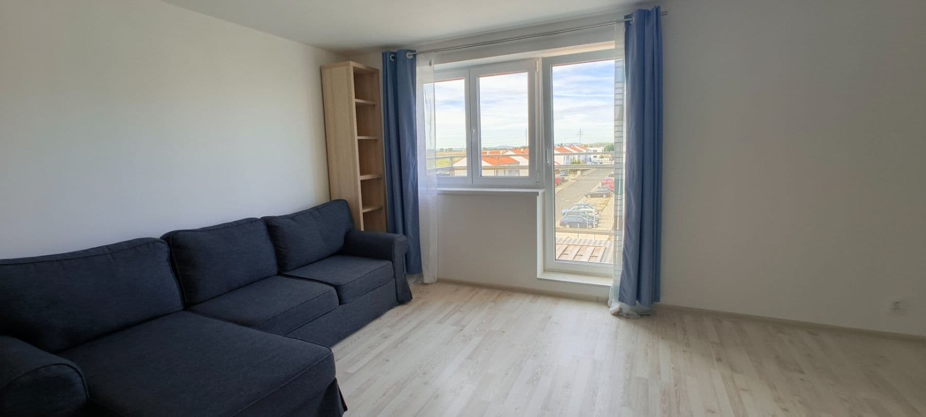 Pronájem bytu 1+kk 34 m², Uherova, Chýně, Středočeský kraj Pronájem bytu 1+kk 34 m², Uherova, Chýně, Středočeský kraj