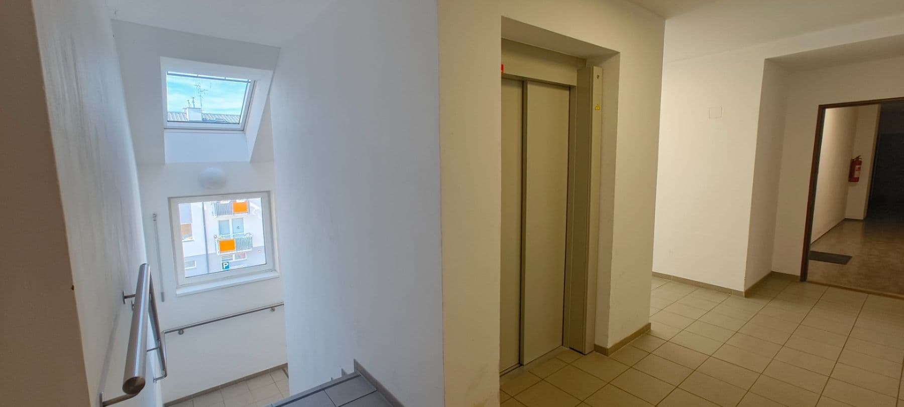 Pronájem bytu 1+kk 34 m², Uherova, Chýně, Středočeský kraj Pronájem bytu 1+kk 34 m², Uherova, Chýně, Středočeský kraj
