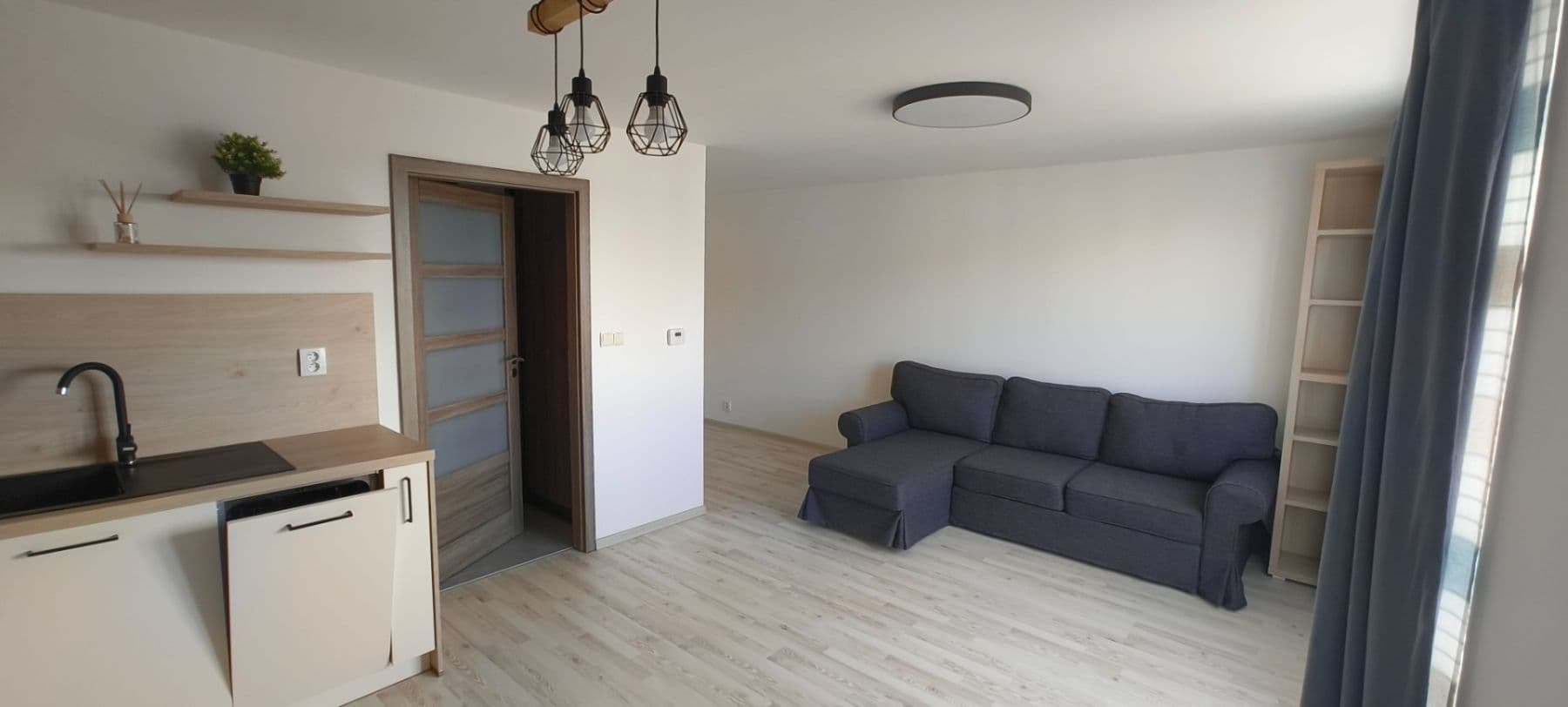 Pronájem bytu 1+kk 34 m², Uherova, Chýně, Středočeský kraj Pronájem bytu 1+kk 34 m², Uherova, Chýně, Středočeský kraj