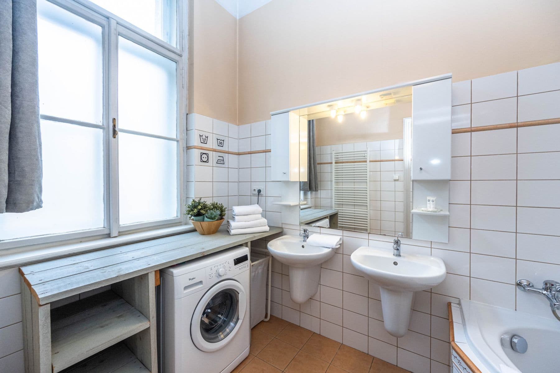 Pronájem bytu 130 m², Valentinská, Praha, Praha Pronájem bytu 130 m², Valentinská, Praha, Praha