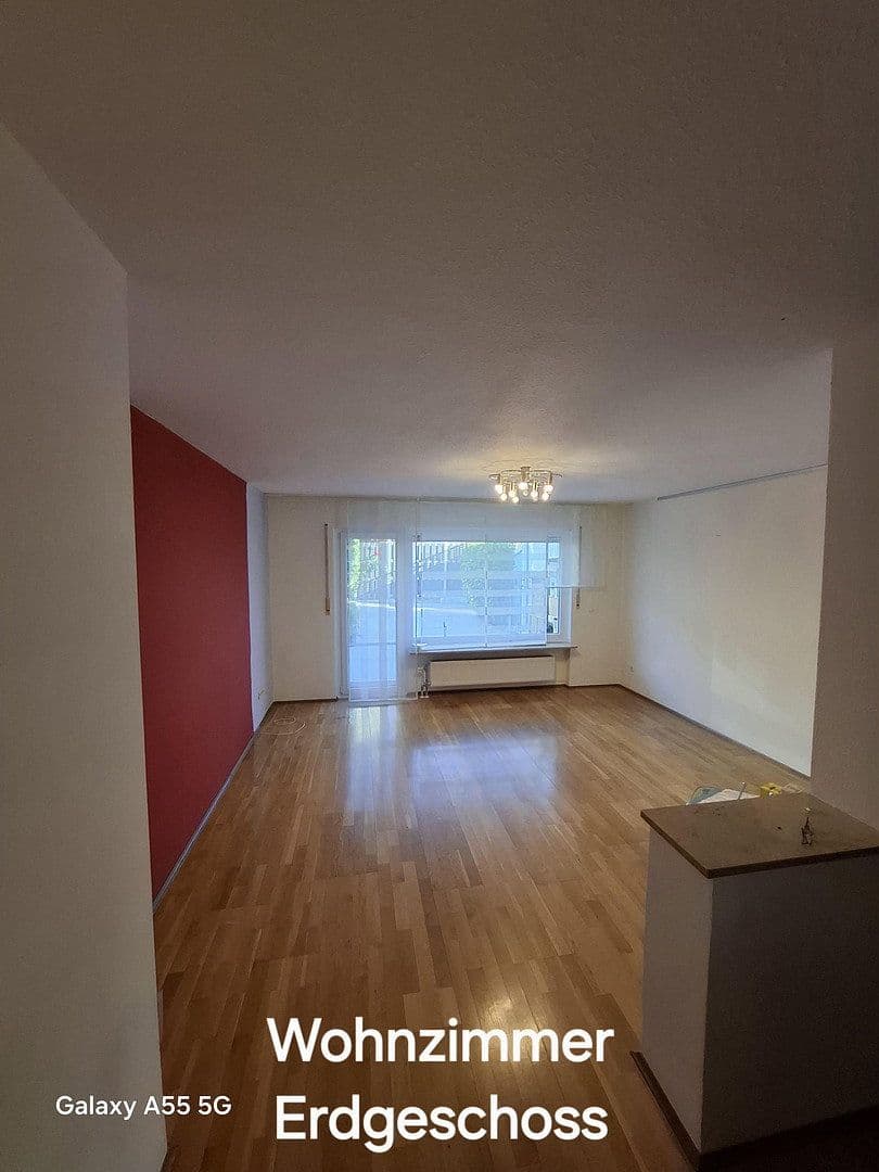 Prodej domu 110 m², pozemek 155 m², Lerchenweg 11, Schwabach, Bavorsko Prodej domu 110 m², pozemek 155 m², Lerchenweg 11, Schwabach, Bavorsko