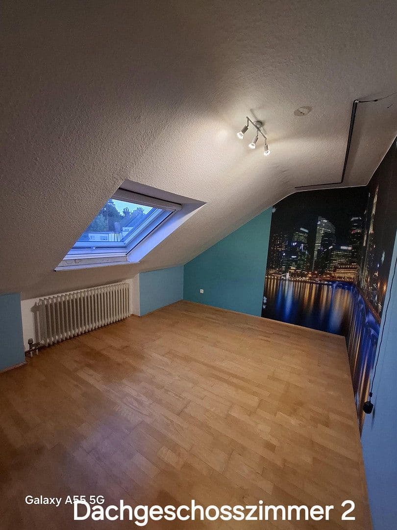 Prodej domu 110 m², pozemek 155 m², Lerchenweg 11, Schwabach, Bavorsko Prodej domu 110 m², pozemek 155 m², Lerchenweg 11, Schwabach, Bavorsko