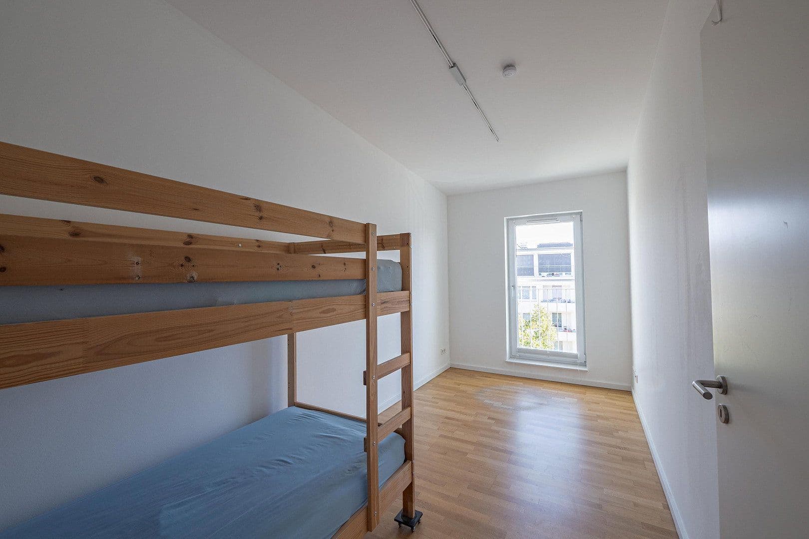 Prodej bytu 3+1 84 m², Berlin, Berlín Prodej bytu 3+1 84 m², Berlin, Berlín