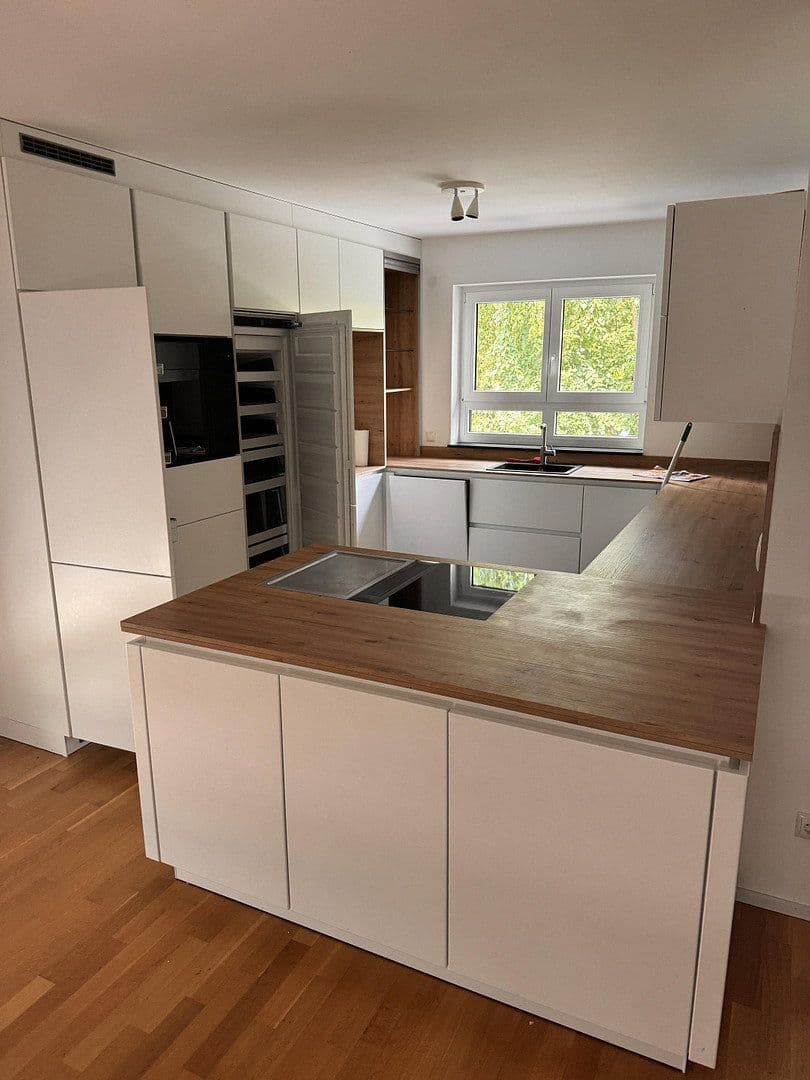 Prodej domu 137 m², pozemek 398 m², Heuweg 7c, Diedorf, Bavorsko Prodej domu 137 m², pozemek 398 m², Heuweg 7c, Diedorf, Bavorsko
