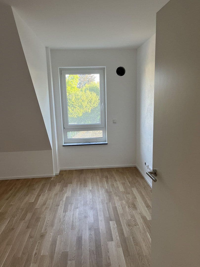 Prodej domu 137 m², pozemek 398 m², Heuweg 7c, Diedorf, Bavorsko Prodej domu 137 m², pozemek 398 m², Heuweg 7c, Diedorf, Bavorsko