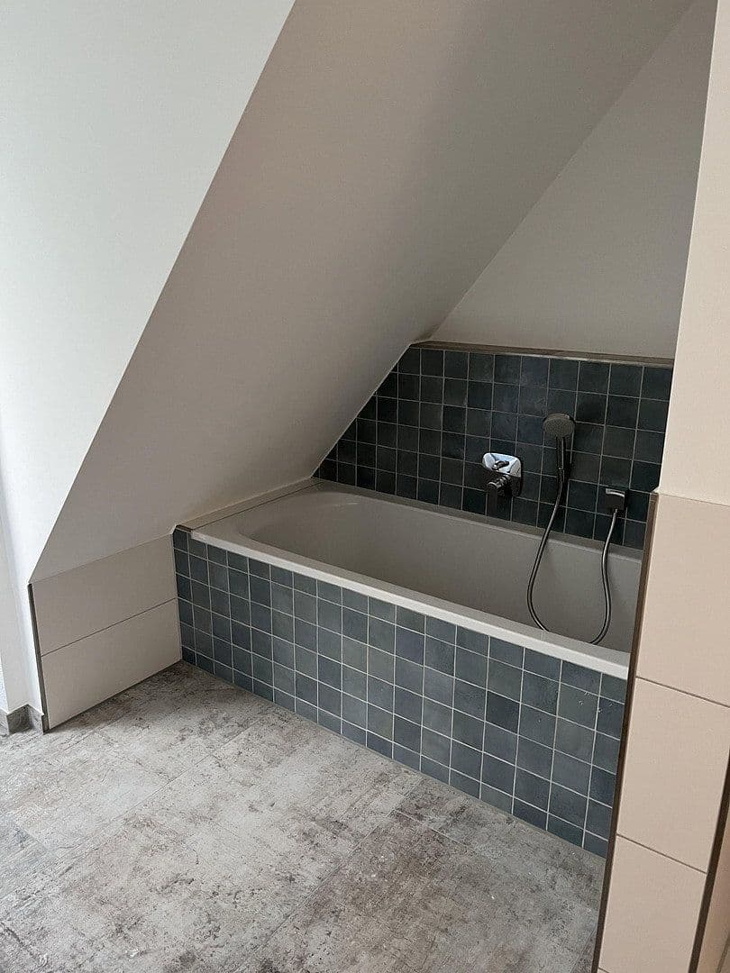 Prodej domu 137 m², pozemek 398 m², Heuweg 7c, Diedorf, Bavorsko Prodej domu 137 m², pozemek 398 m², Heuweg 7c, Diedorf, Bavorsko