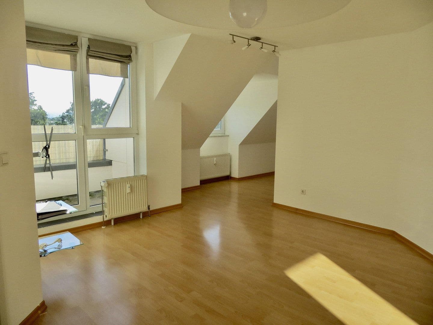 Prodej bytu 3+1 62 m², Mathias-Oeder-Str. 1b, Dresden, Sasko Prodej bytu 3+1 62 m², Mathias-Oeder-Str. 1b, Dresden, Sasko
