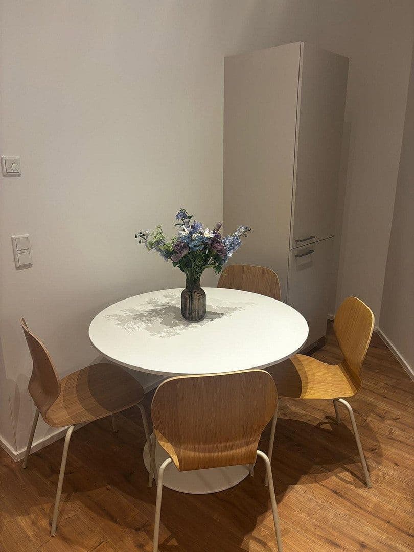 Pronájem bytu 71 m², Fürther Str. 42a, Nürnberg Gostenhof, Bavorsko Pronájem bytu 71 m², Fürther Str. 42a, Nürnberg Gostenhof, Bavorsko