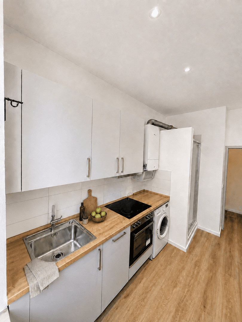 Pronájem bytu 1+1 42 m², München, Bavorsko Pronájem bytu 1+1 42 m², München, Bavorsko