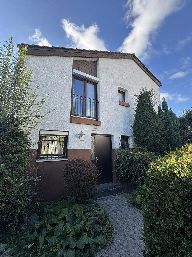 Prodej domu 148 m², pozemek 448 m², Mergenthalerstraße 4, Bietigheim-Bissingen, Bádensko-Württembersko Prodej domu 148 m², pozemek 448 m², Mergenthalerstraße 4, Bietigheim-Bissingen, Bádensko-Württembersko