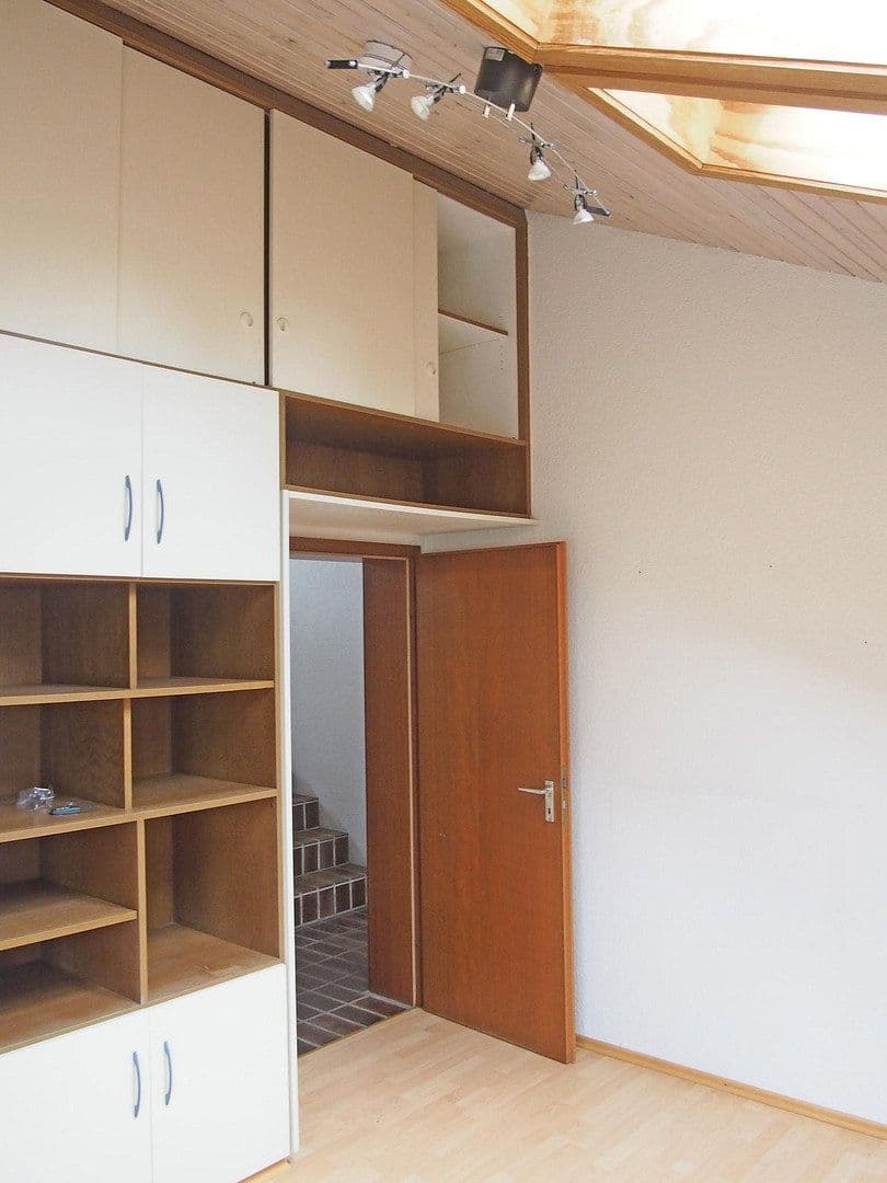 Prodej domu 148 m², pozemek 448 m², Mergenthalerstraße 4, Bietigheim-Bissingen, Bádensko-Württembersko Prodej domu 148 m², pozemek 448 m², Mergenthalerstraße 4, Bietigheim-Bissingen, Bádensko-Württembersko