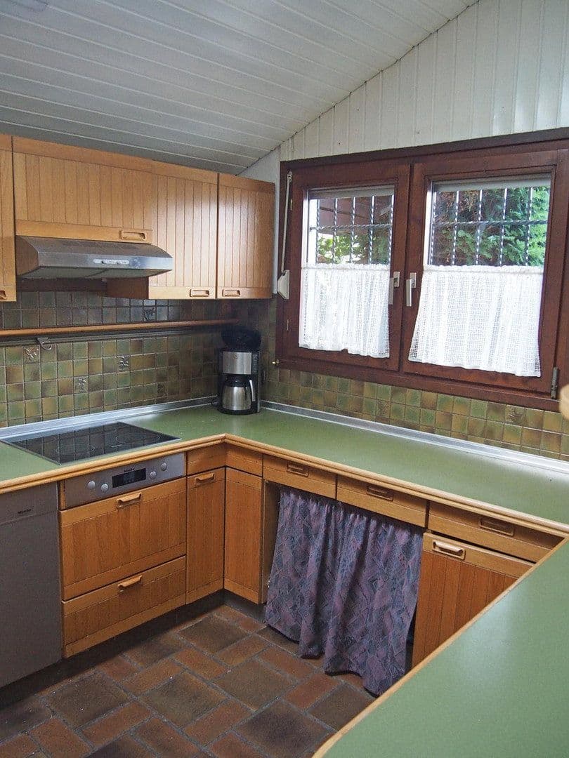 Prodej domu 148 m², pozemek 448 m², Mergenthalerstraße 4, Bietigheim-Bissingen, Bádensko-Württembersko Prodej domu 148 m², pozemek 448 m², Mergenthalerstraße 4, Bietigheim-Bissingen, Bádensko-Württembersko