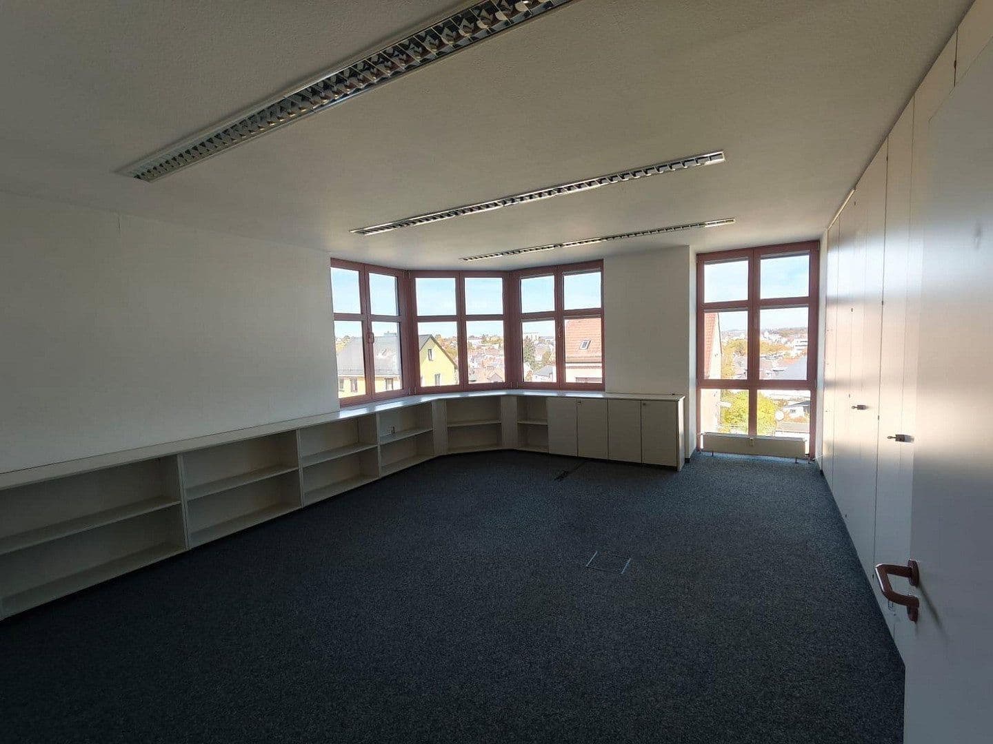 Pronájem kanceláře 589 m², August-Mohl-Str. 13, Hof, Bavorsko Pronájem kanceláře 589 m², August-Mohl-Str. 13, Hof, Bavorsko