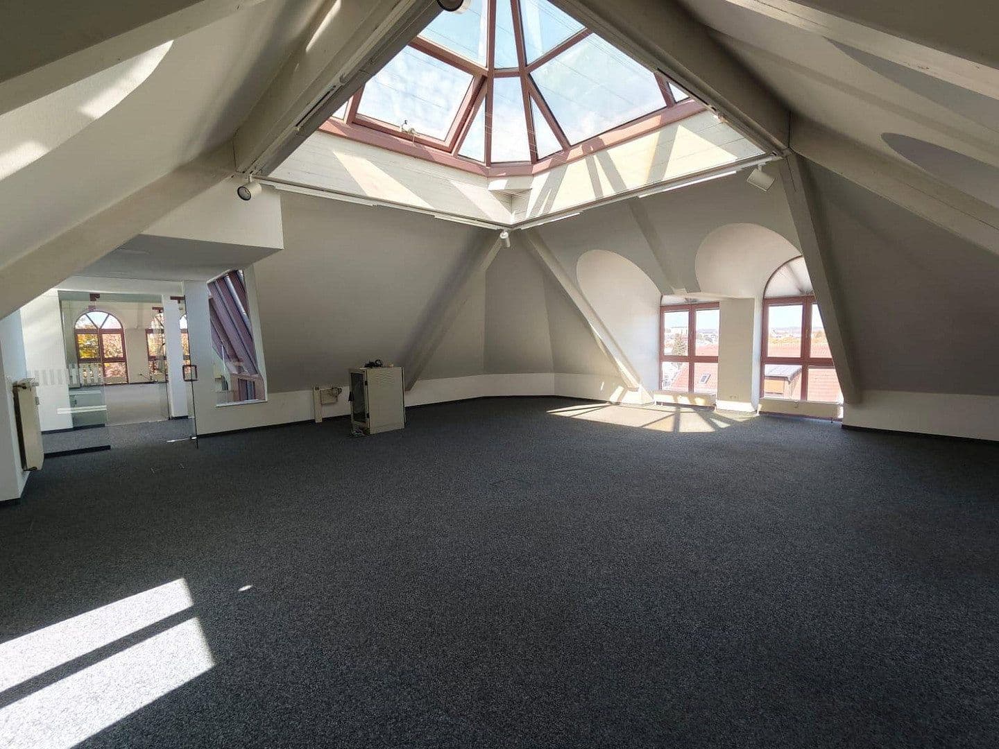 Pronájem kanceláře 589 m², August-Mohl-Str. 13, Hof, Bavorsko Pronájem kanceláře 589 m², August-Mohl-Str. 13, Hof, Bavorsko
