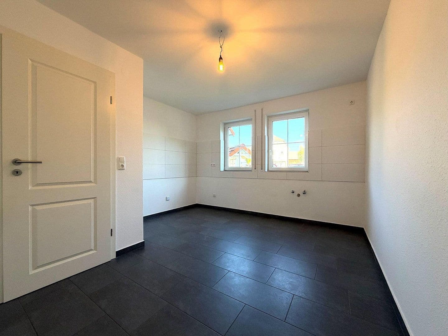 Pronájem bytu 4+1 110 m², Udenborner Str. 4a, Wabern, Hessen Pronájem bytu 4+1 110 m², Udenborner Str. 4a, Wabern, Hessen