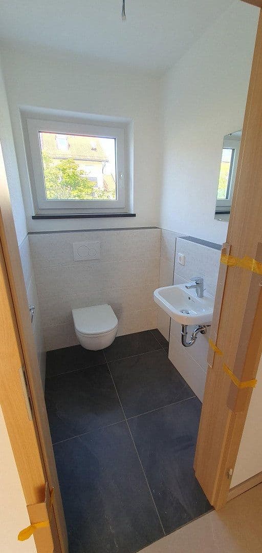 Pronájem domu 130 m², pozemek 300 m², Türkenfeld, Bavorsko Pronájem domu 130 m², pozemek 300 m², Türkenfeld, Bavorsko