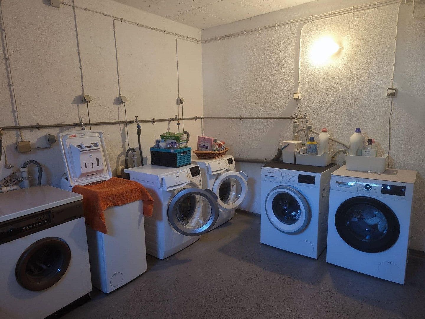 Prodej bytu 3+1 83 m², Feucht, Bavorsko Prodej bytu 3+1 83 m², Feucht, Bavorsko