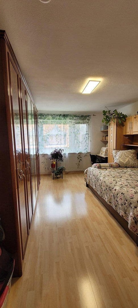 Pronájem bytu 2+1 59 m², Ludwigshafen, Porýní-Falc Pronájem bytu 2+1 59 m², Ludwigshafen, Porýní-Falc