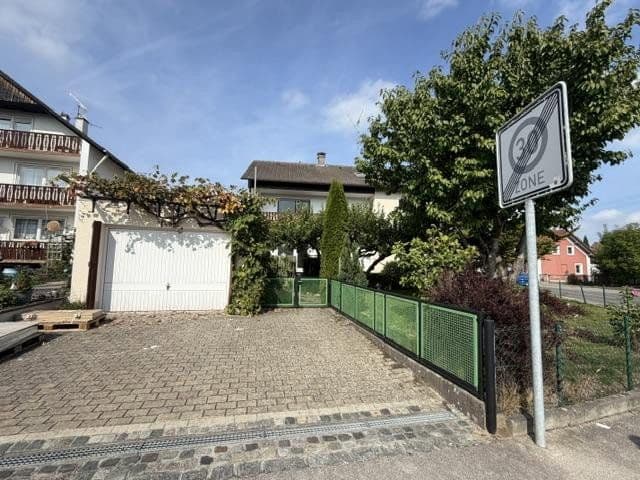 Prodej bytu 4+1 110 m², Kaufbeurer Straße 34, Schwabmünchen, Bavorsko Prodej bytu 4+1 110 m², Kaufbeurer Straße 34, Schwabmünchen, Bavorsko