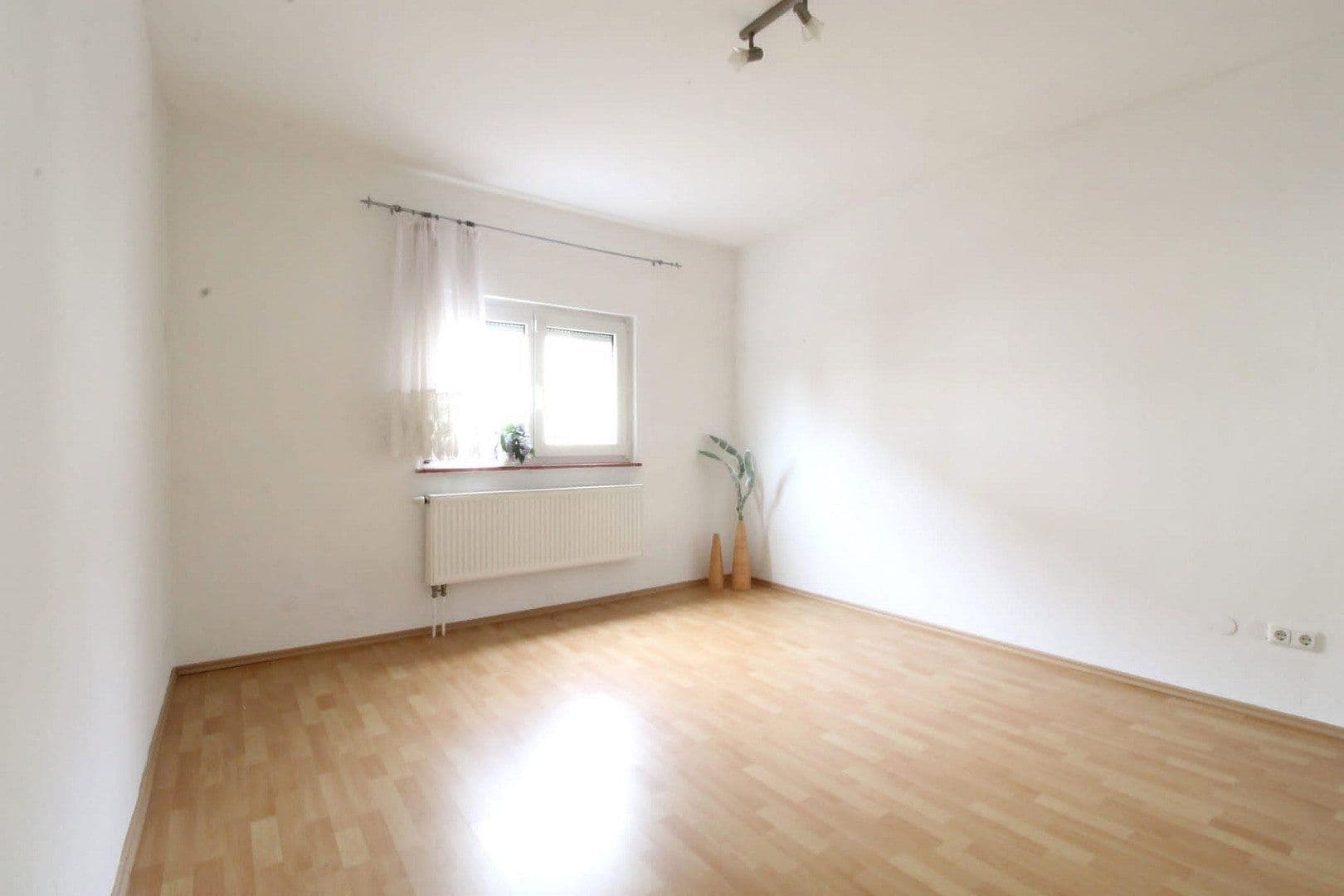 Prodej domu 263 m², pozemek 381 m², Bad König, Hessen Prodej domu 263 m², pozemek 381 m², Bad König, Hessen