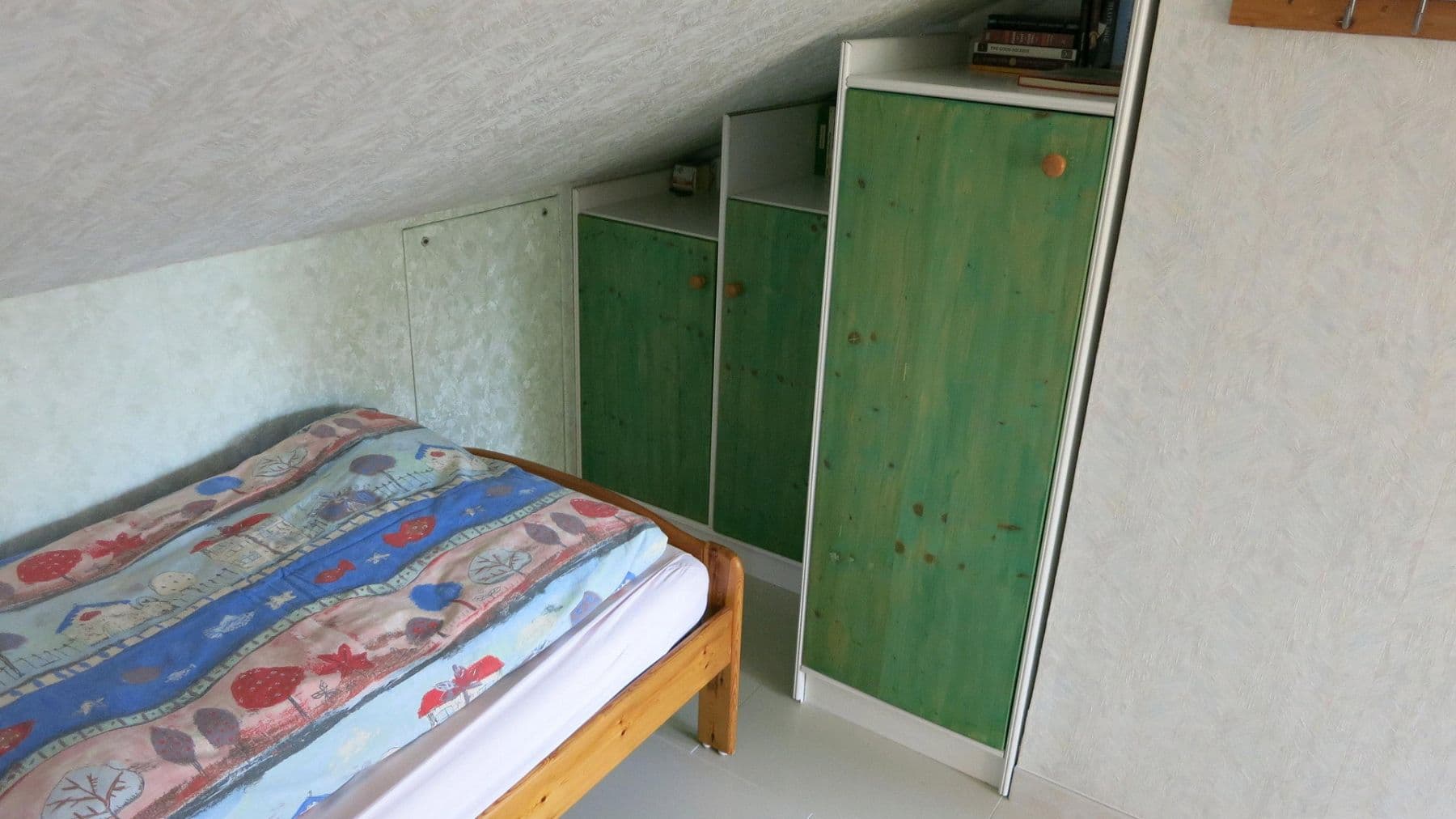 Pronájem bytu 1+1 26 m², Hauptstraße 49A, Rödermark, Hessen Pronájem bytu 1+1 26 m², Hauptstraße 49A, Rödermark, Hessen
