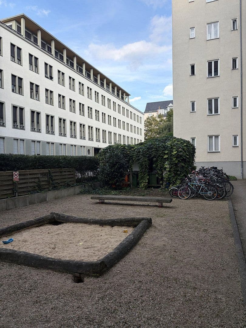 Prodej bytu 2+kk 63 m², Düsseldorfer Straße 38b, Berlin, Berlín Prodej bytu 2+kk 63 m², Düsseldorfer Straße 38b, Berlin, Berlín