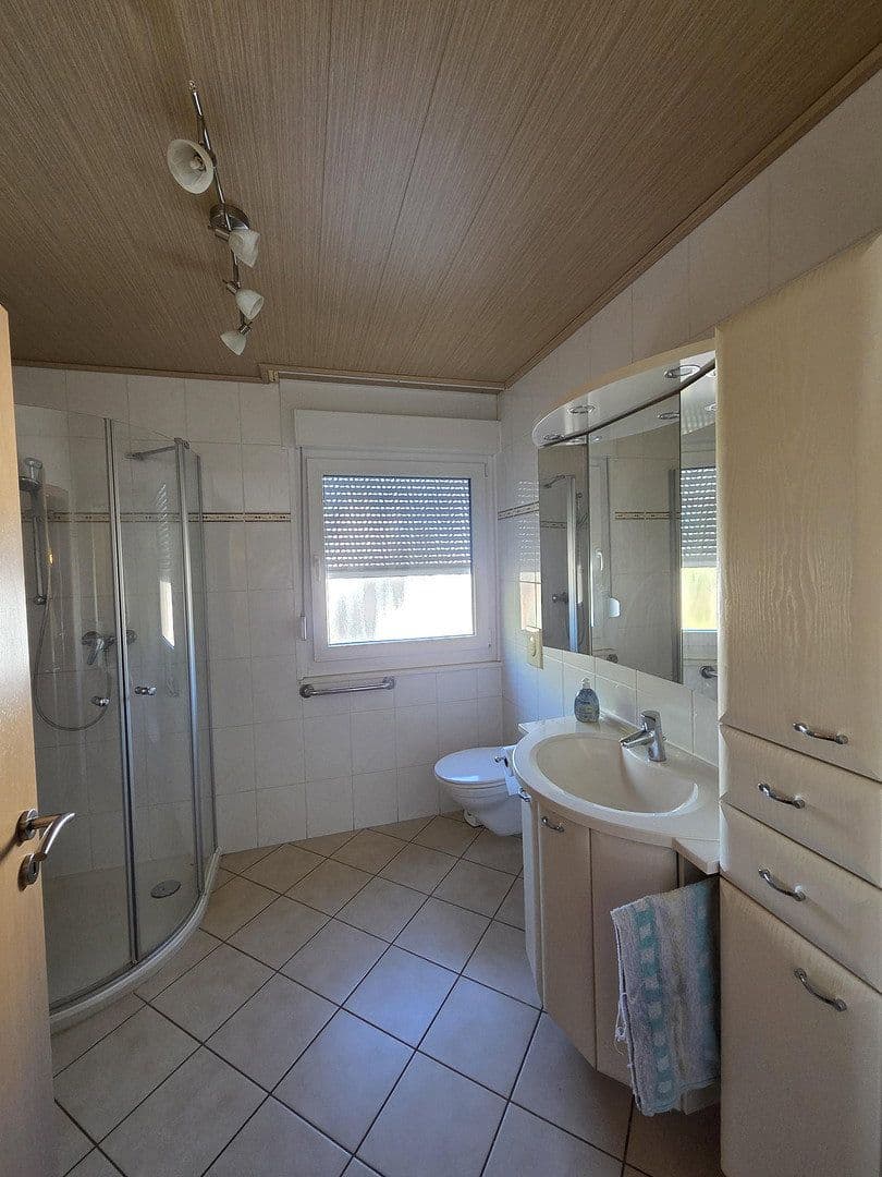 Prodej domu 72 m², pozemek 1.067 m², Ringstraße 11, Kirn, Porýní-Falc Prodej domu 72 m², pozemek 1.067 m², Ringstraße 11, Kirn, Porýní-Falc