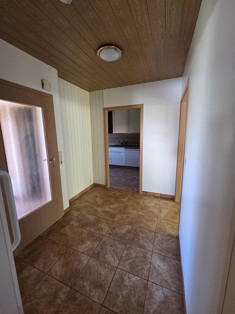 Prodej domu 72 m², pozemek 1.067 m², Ringstraße 11, Kirn, Porýní-Falc Prodej domu 72 m², pozemek 1.067 m², Ringstraße 11, Kirn, Porýní-Falc
