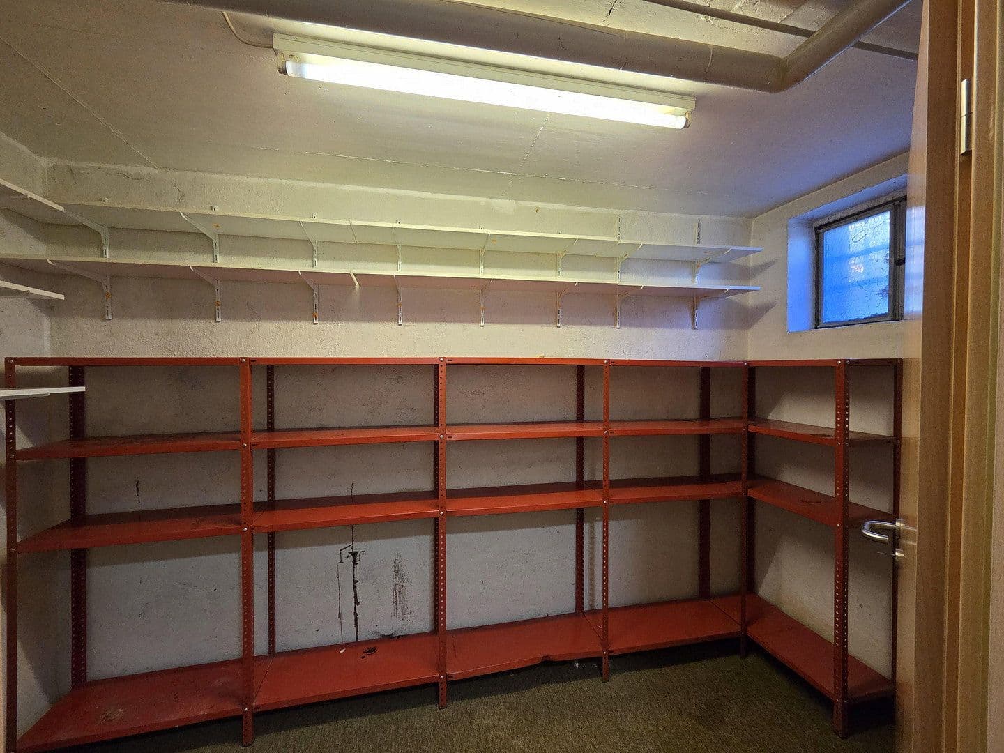 Prodej domu 72 m², pozemek 1.067 m², Ringstraße 11, Kirn, Porýní-Falc Prodej domu 72 m², pozemek 1.067 m², Ringstraße 11, Kirn, Porýní-Falc