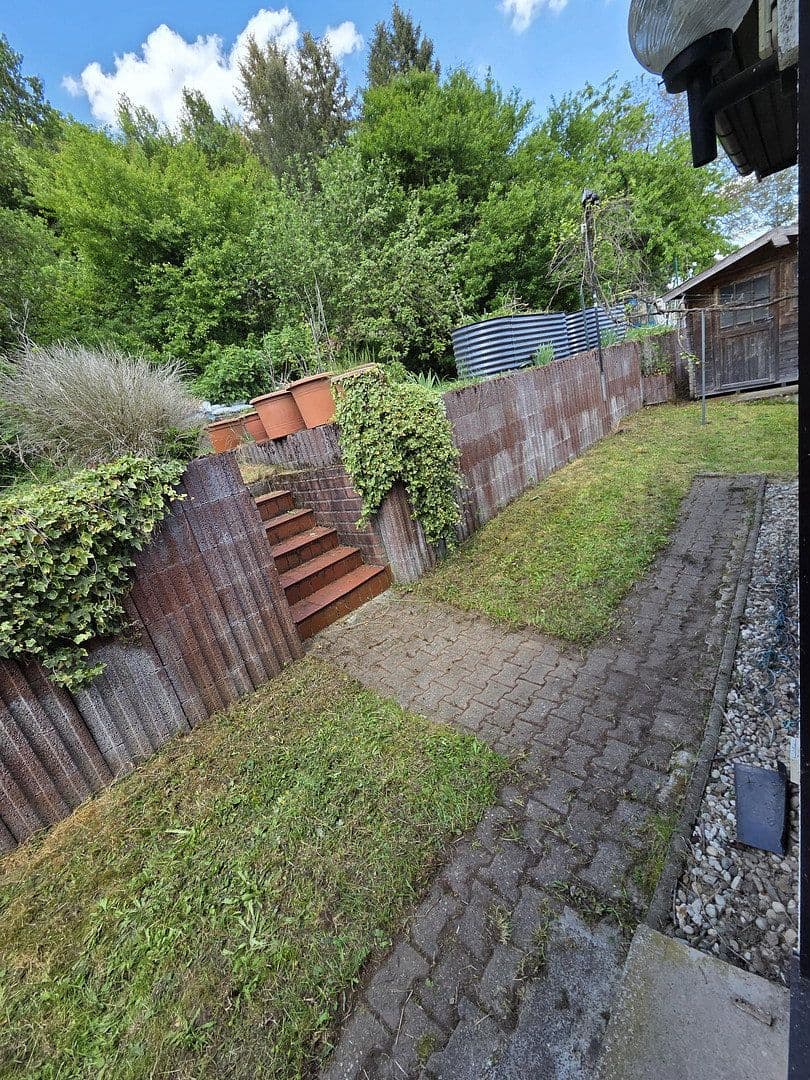 Prodej domu 72 m², pozemek 1.067 m², Ringstraße 11, Kirn, Porýní-Falc Prodej domu 72 m², pozemek 1.067 m², Ringstraße 11, Kirn, Porýní-Falc