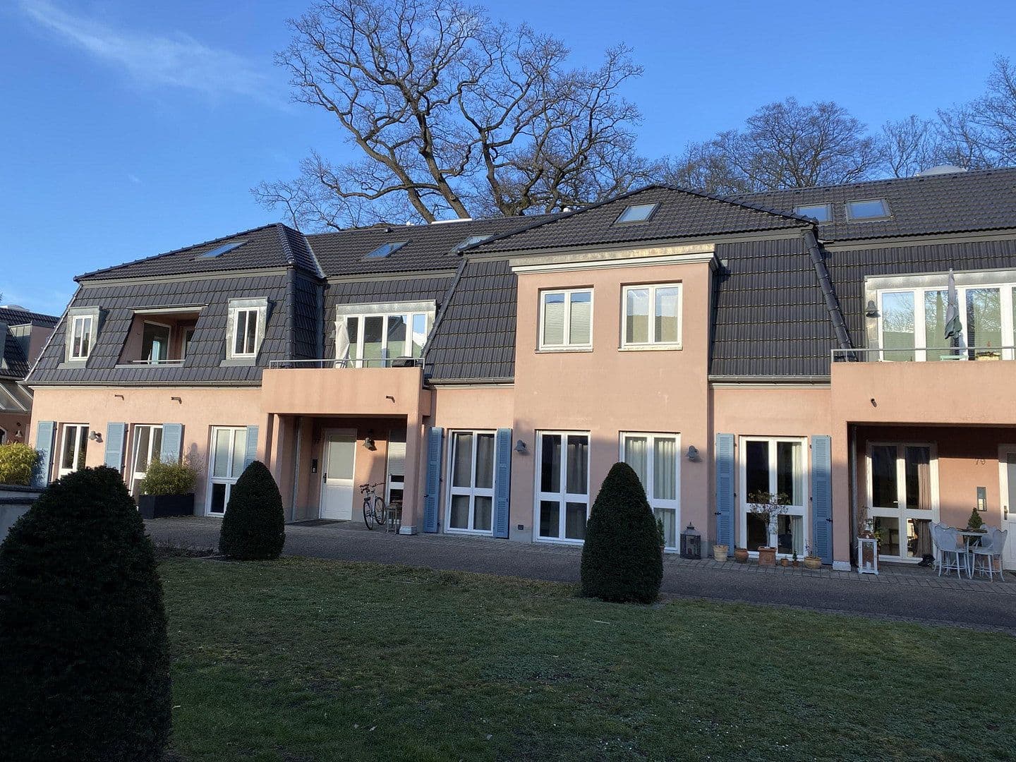 Pronájem bytu 3+1 80 m², Bonn, Severní Porýní-Vestfálsko Pronájem bytu 3+1 80 m², Bonn, Severní Porýní-Vestfálsko