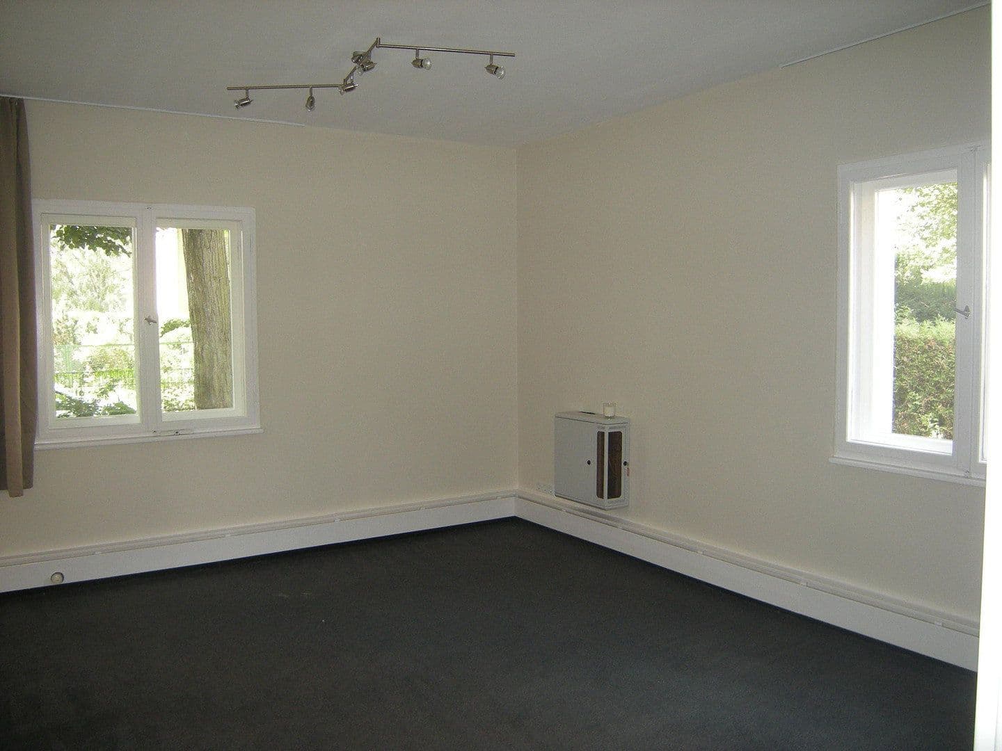 Prodej bytu 2+1 68 m², Berlin-Steglitz OT Lichterfelde, Berlín Prodej bytu 2+1 68 m², Berlin-Steglitz OT Lichterfelde, Berlín