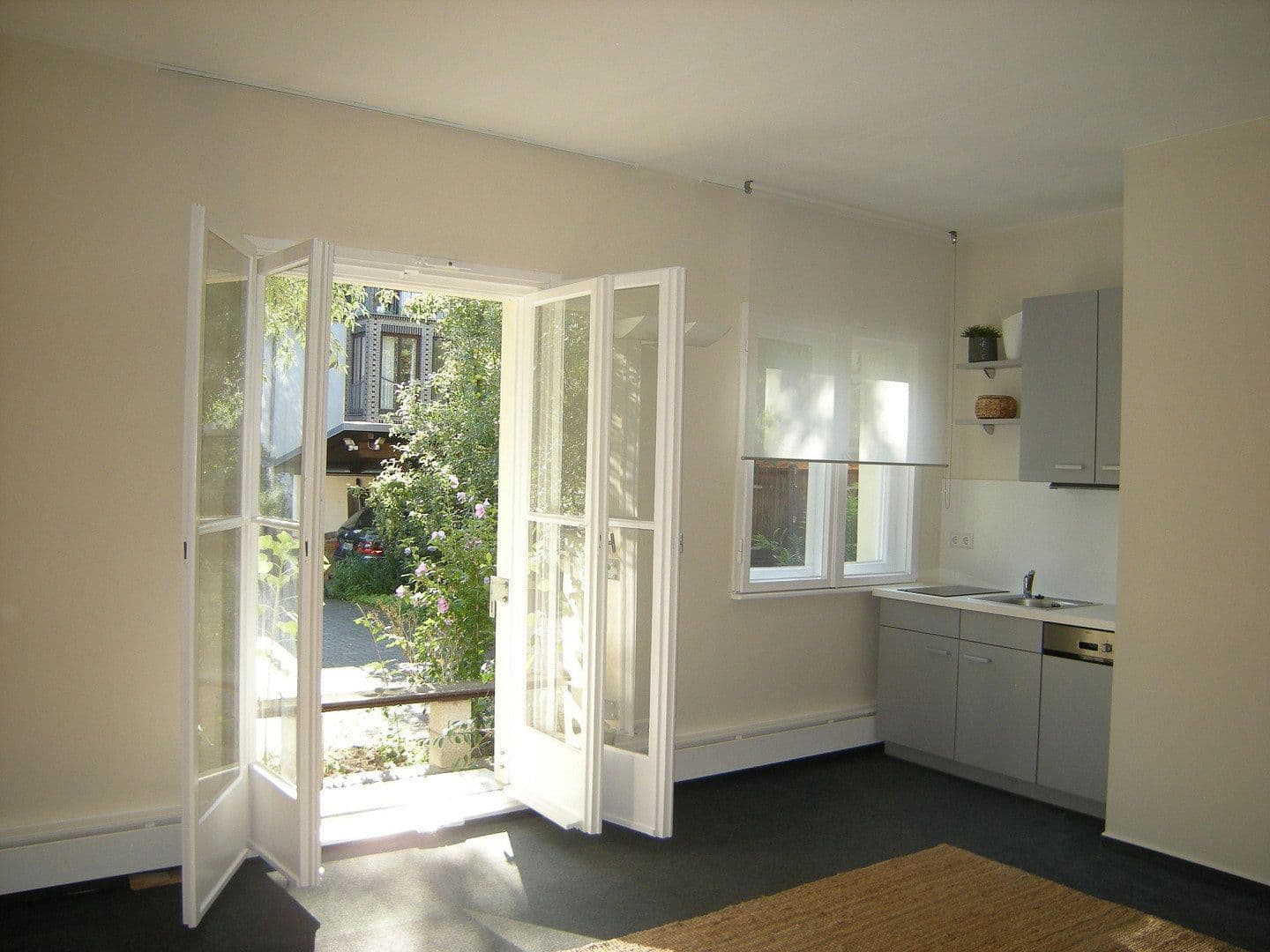 Prodej bytu 2+1 68 m², Berlin-Steglitz OT Lichterfelde, Berlín Prodej bytu 2+1 68 m², Berlin-Steglitz OT Lichterfelde, Berlín