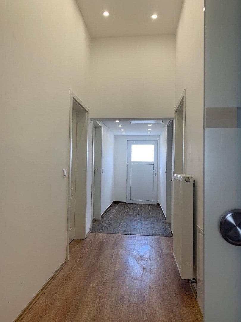Prodej domu 234 m², pozemek 699 m², Simbach, Bavorsko Prodej domu 234 m², pozemek 699 m², Simbach, Bavorsko