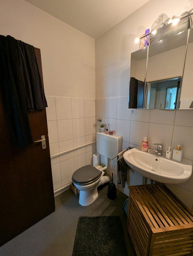 Pronájem bytu 1+1 43 m², Hafelsstraße 69B, Krefeld, Severní Porýní-Vestfálsko Pronájem bytu 1+1 43 m², Hafelsstraße 69B, Krefeld, Severní Porýní-Vestfálsko