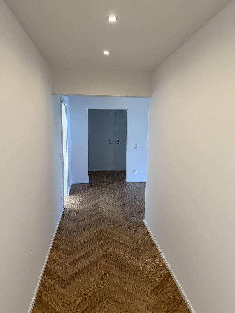 Prodej bytu 4+1 96 m², Waiblingen, Bádensko-Württembersko Prodej bytu 4+1 96 m², Waiblingen, Bádensko-Württembersko