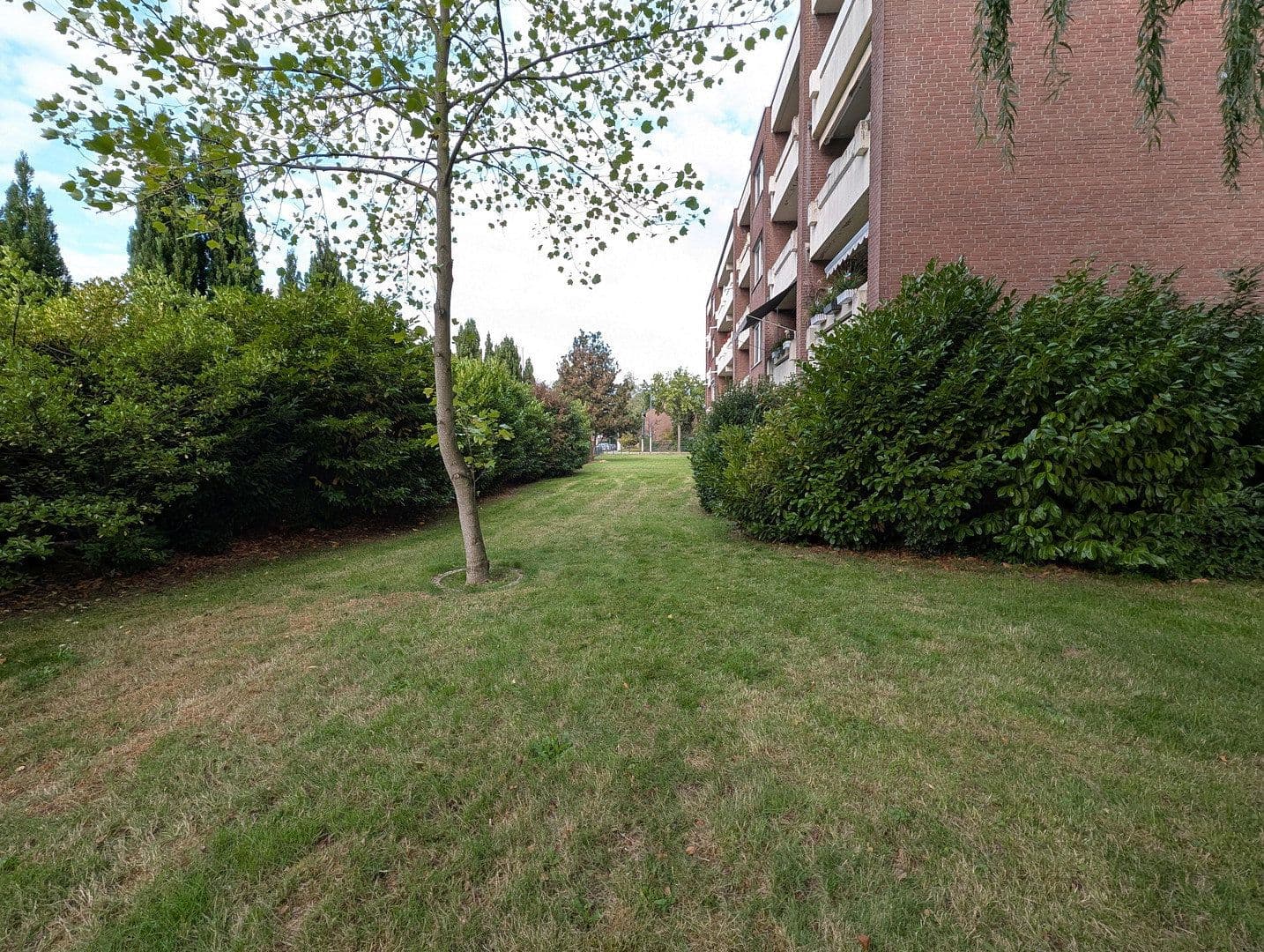 Pronájem bytu 3+1 70 m², Hafelsstraße 69B, Krefeld, Severní Porýní-Vestfálsko Pronájem bytu 3+1 70 m², Hafelsstraße 69B, Krefeld, Severní Porýní-Vestfálsko