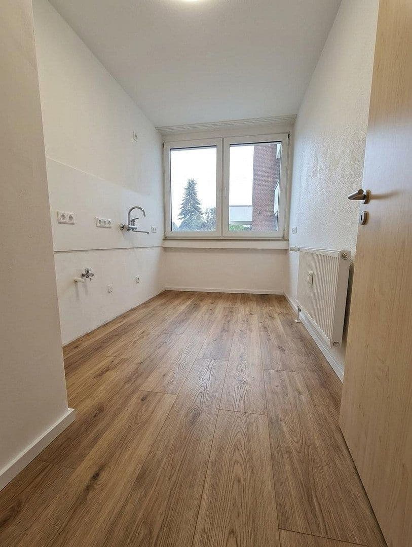 Pronájem bytu 3+1 70 m², Hafelsstraße 69B, Krefeld, Severní Porýní-Vestfálsko Pronájem bytu 3+1 70 m², Hafelsstraße 69B, Krefeld, Severní Porýní-Vestfálsko