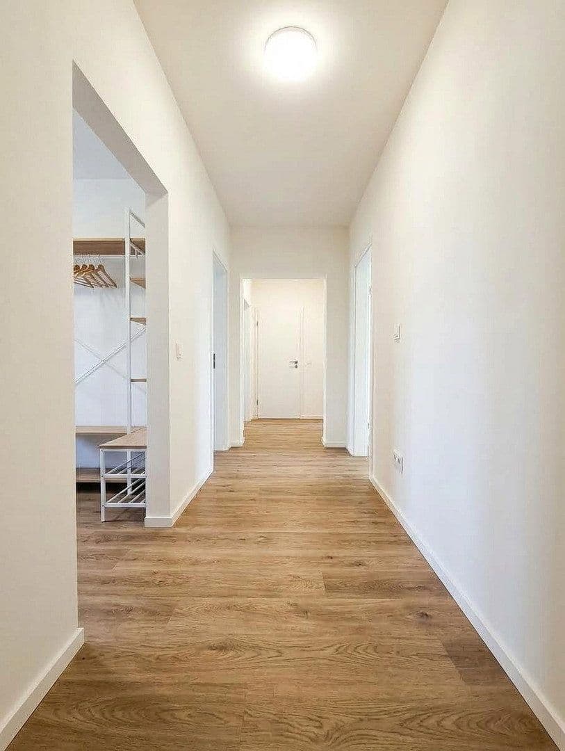 Pronájem bytu 3+1 70 m², Hafelsstraße 69B, Krefeld, Severní Porýní-Vestfálsko Pronájem bytu 3+1 70 m², Hafelsstraße 69B, Krefeld, Severní Porýní-Vestfálsko