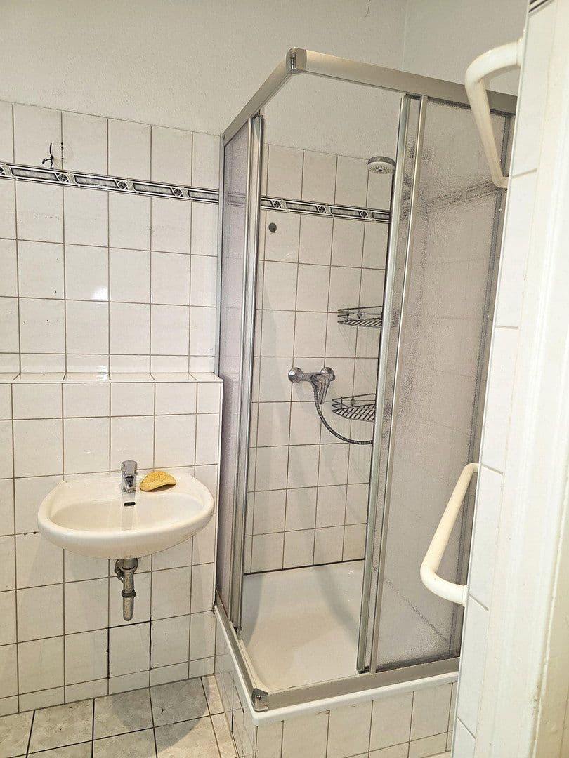 Pronájem bytu 4+1 130 m², Treskowallee 97, Berlin, Berlín Pronájem bytu 4+1 130 m², Treskowallee 97, Berlin, Berlín