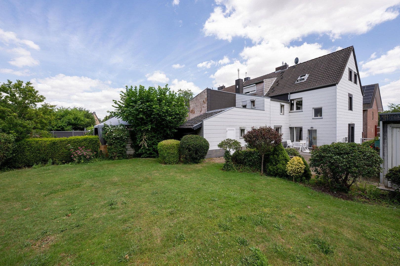 Prodej domu 145 m², pozemek 756 m², Antoniusstraße 9, Baesweiler, Severní Porýní-Vestfálsko Prodej domu 145 m², pozemek 756 m², Antoniusstraße 9, Baesweiler, Severní Porýní-Vestfálsko
