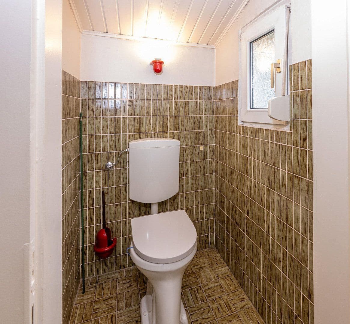 Prodej domu 145 m², pozemek 756 m², Antoniusstraße 9, Baesweiler, Severní Porýní-Vestfálsko Prodej domu 145 m², pozemek 756 m², Antoniusstraße 9, Baesweiler, Severní Porýní-Vestfálsko