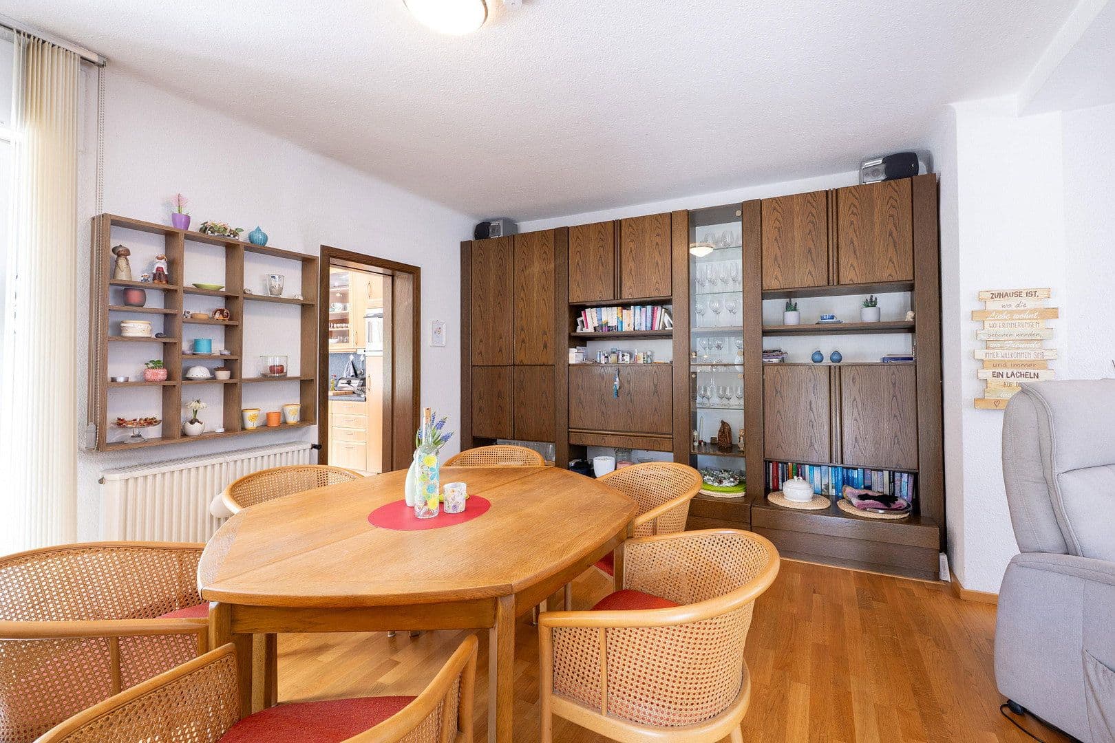 Prodej domu 145 m², pozemek 756 m², Antoniusstraße 9, Baesweiler, Severní Porýní-Vestfálsko Prodej domu 145 m², pozemek 756 m², Antoniusstraße 9, Baesweiler, Severní Porýní-Vestfálsko