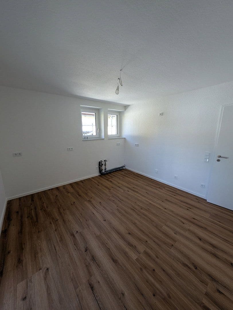 Pronájem bytu 4+1 105 m², Karlsruhe, Bádensko-Württembersko Pronájem bytu 4+1 105 m², Karlsruhe, Bádensko-Württembersko