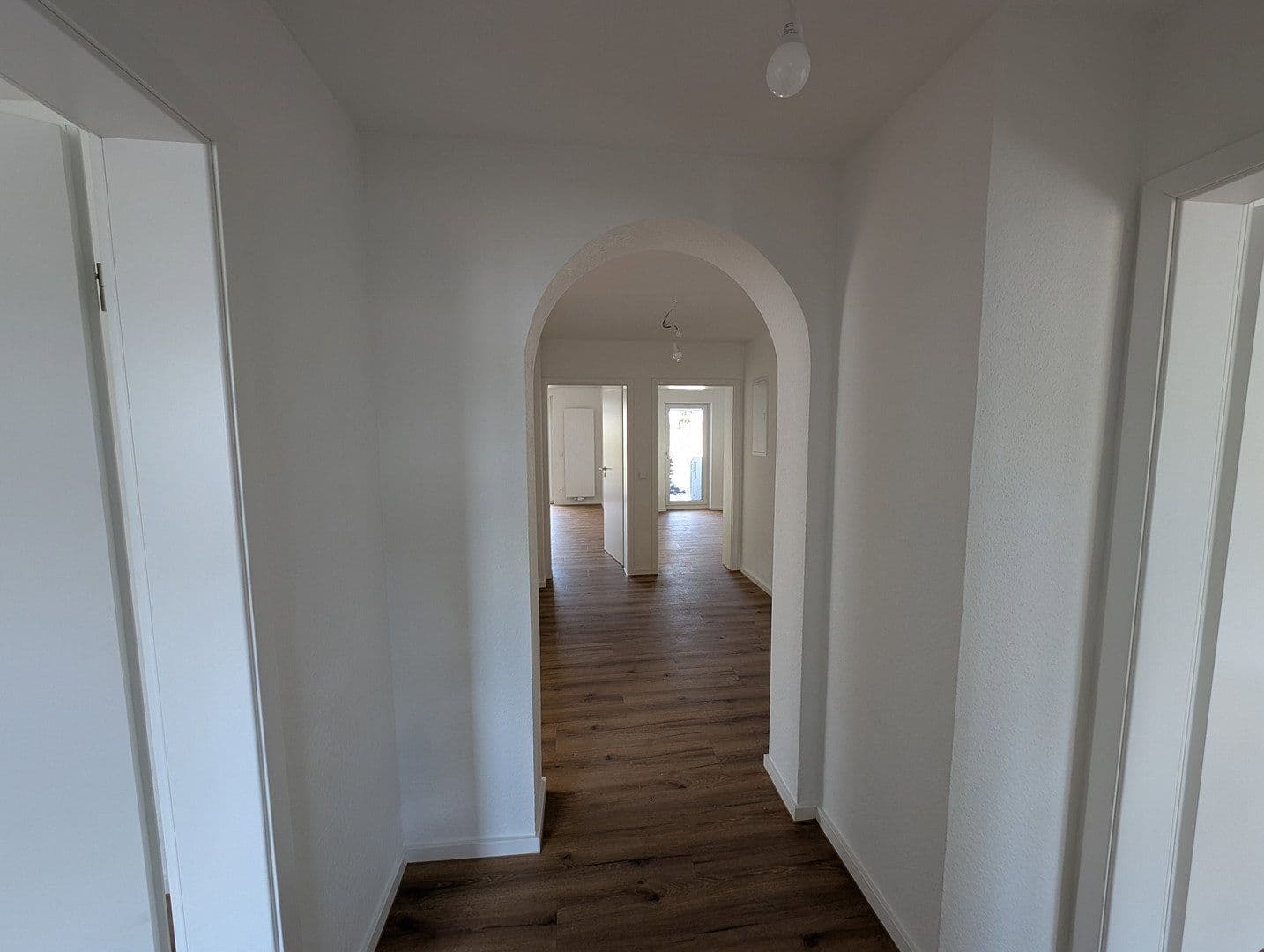 Pronájem bytu 4+1 105 m², Karlsruhe, Bádensko-Württembersko Pronájem bytu 4+1 105 m², Karlsruhe, Bádensko-Württembersko