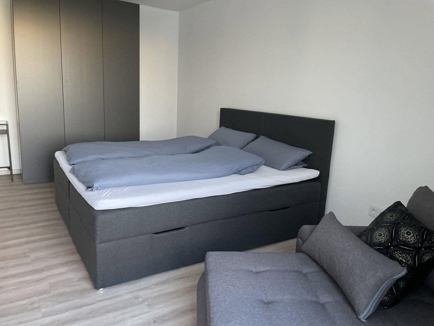 Pronájem bytu 3+kk 132 m², Hansjakobstraße 125a, München, Bavorsko Pronájem bytu 3+kk 132 m², Hansjakobstraße 125a, München, Bavorsko