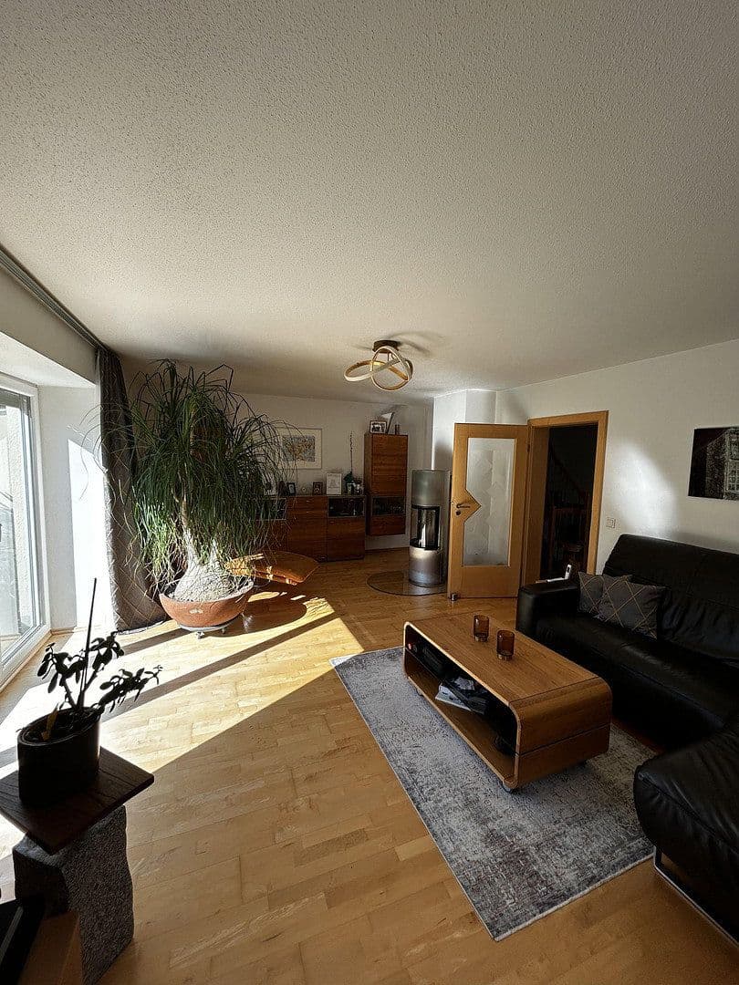 Prodej domu 147 m², pozemek 328 m², Reichertshausen, Bavorsko Prodej domu 147 m², pozemek 328 m², Reichertshausen, Bavorsko