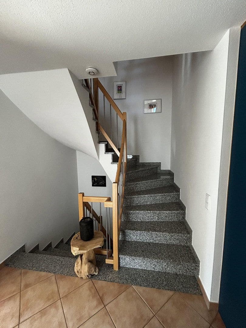 Prodej domu 147 m², pozemek 328 m², Reichertshausen, Bavorsko Prodej domu 147 m², pozemek 328 m², Reichertshausen, Bavorsko
