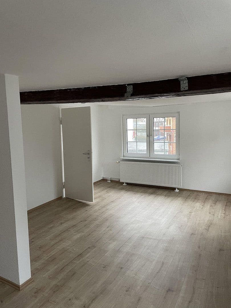Pronájem domu 211 m², pozemek 100 m², Falltorstr. 2, Bruchköbel, Hessen Pronájem domu 211 m², pozemek 100 m², Falltorstr. 2, Bruchköbel, Hessen