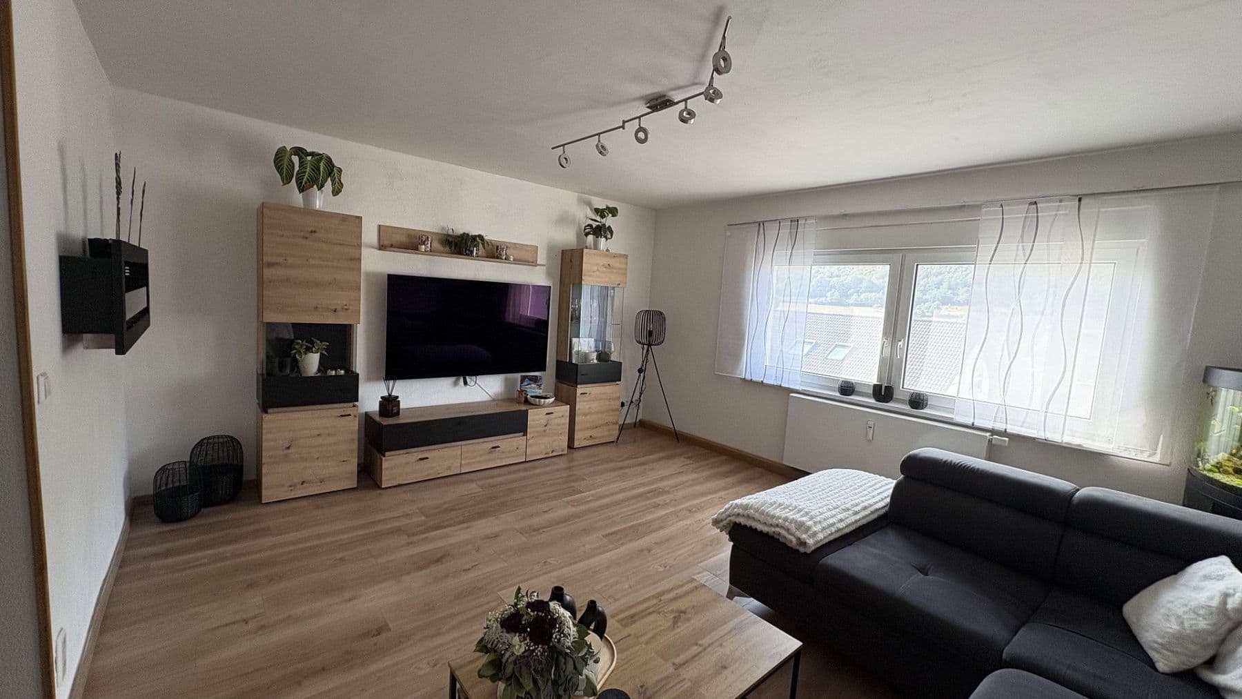 Prodej bytu 4+1 94 m², Richard-Wagner-Weg 6, Oberkochen, Bádensko-Württembersko Prodej bytu 4+1 94 m², Richard-Wagner-Weg 6, Oberkochen, Bádensko-Württembersko